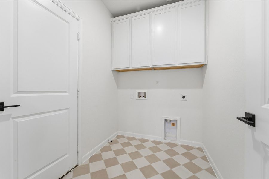 Spacious, unfurnished interior of a new home in La Terra, Celina (Image 48). Spacious, unfurnished interior of a new home in La Terra, Celina (Image 48).