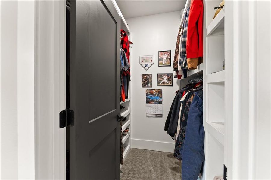 Furnished interior view inside a new home in , Jefferson (Image 74).
