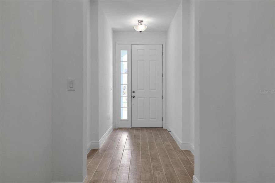 Spacious, unfurnished interior of a new home in Crossroads at Kelly Park, Apopka (Image 31).