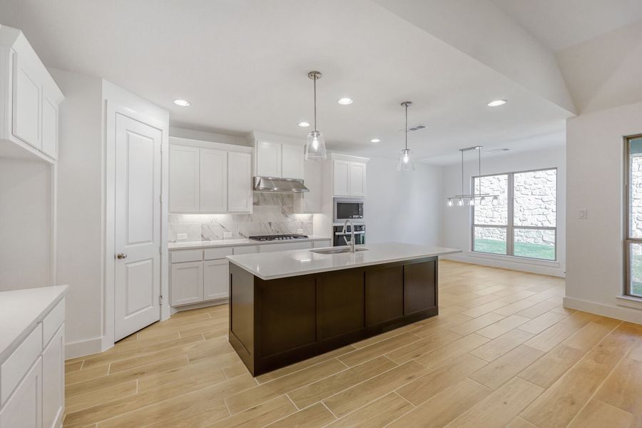 180 Buffalo - Kitchen