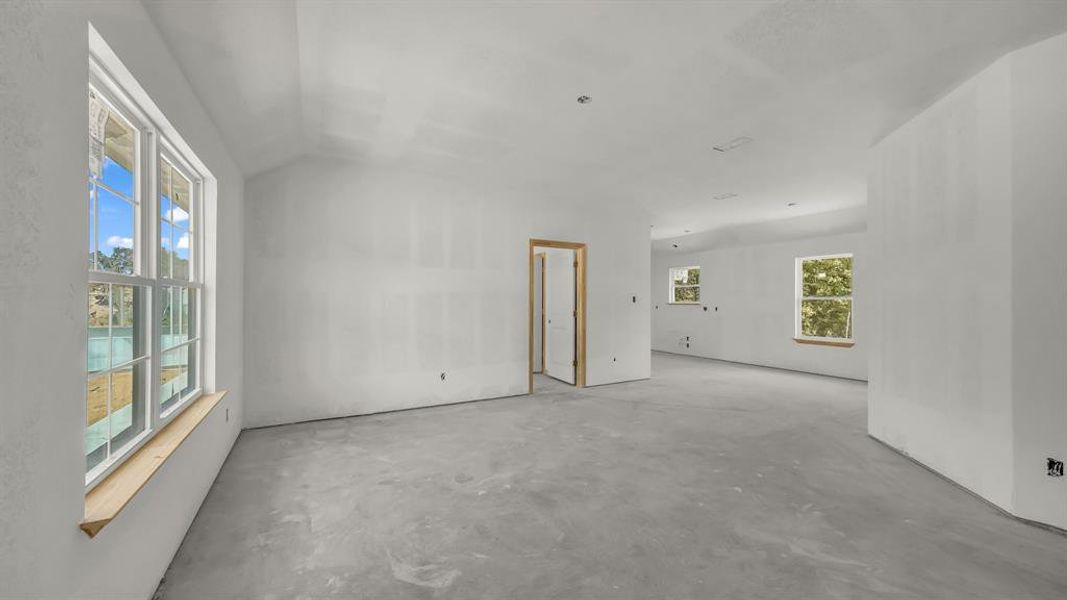 Image 8 of a home in . Image 8 of a home in .