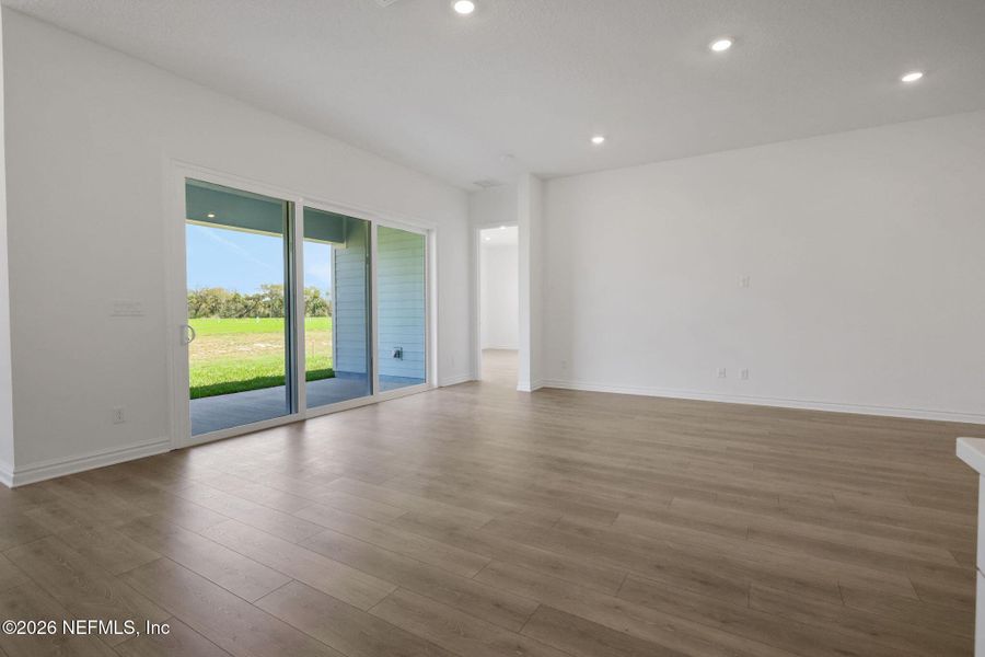 Spacious, unfurnished interior of a new home in Veranda Bay, Flagler Beach (Image 35).