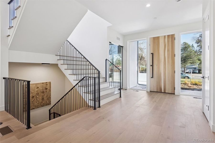 Spacious, unfurnished interior of a new home in , Denver (Image 27).