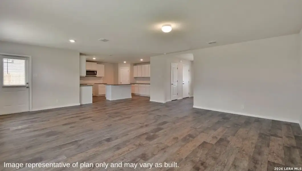 Spacious, unfurnished interior of a new home in Brookstone Creek, San Antonio (Image 8).