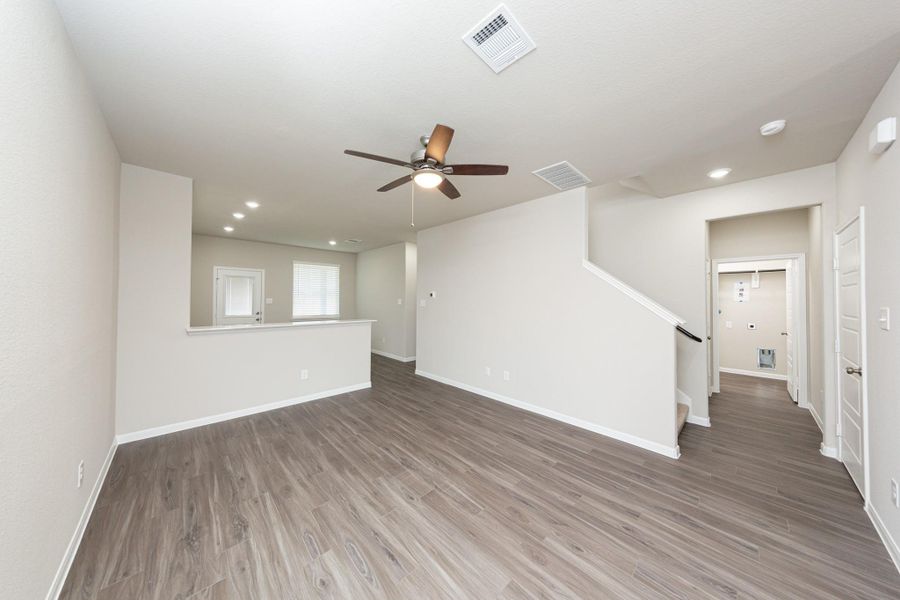 Spacious, unfurnished interior of a new home in Ridgeland Hills, Willis (Image 9). Spacious, unfurnished interior of a new home in Ridgeland Hills, Willis (Image 9).