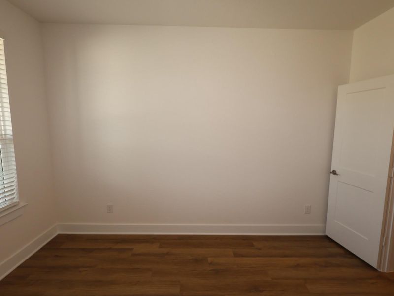 Spacious, unfurnished interior of a new home in Summerview, Fulshear (Image 12).