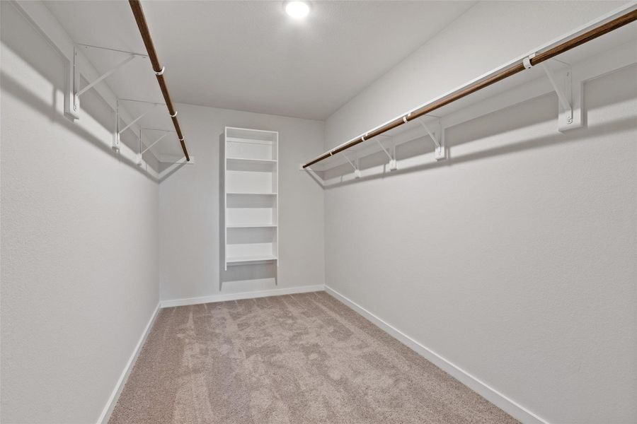 Spacious, unfurnished interior of a new home in Sunterra, Katy (Image 20).