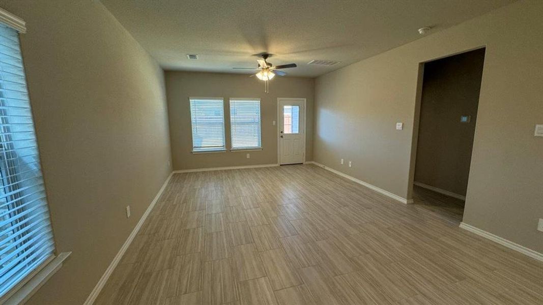 Spacious, unfurnished interior of a new home in Monarch at the Meadows, Denton (Image 10).