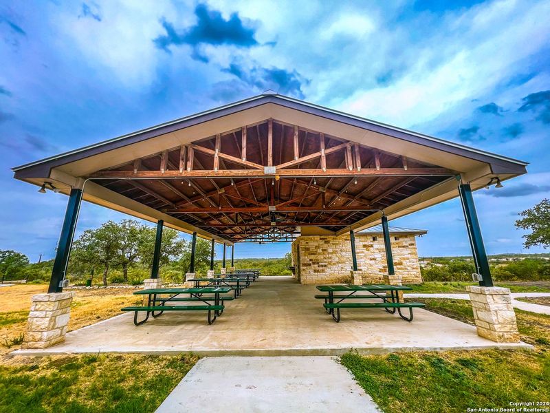 Community amenities in Hunters Ranch, San Antonio (Image 34). Community amenities in Hunters Ranch, San Antonio (Image 34).