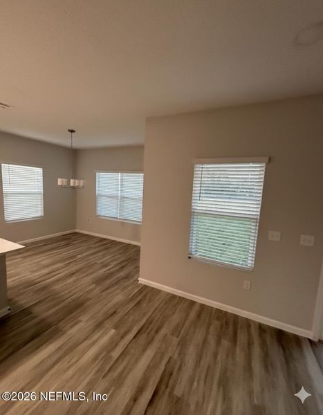 Spacious, unfurnished interior of a new home in , Jacksonville (Image 11).