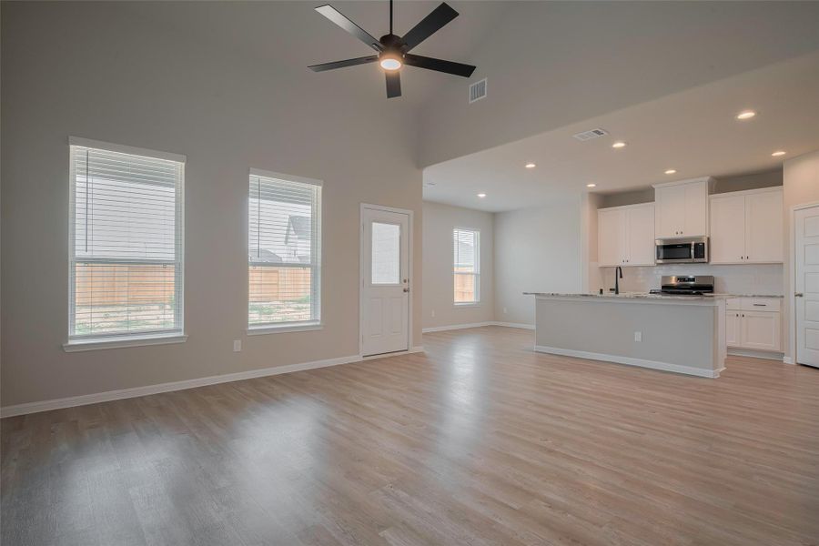Furnished interior view inside a new home in La Segarra, Brookshire (Image 31). Furnished interior view inside a new home in La Segarra, Brookshire (Image 31).