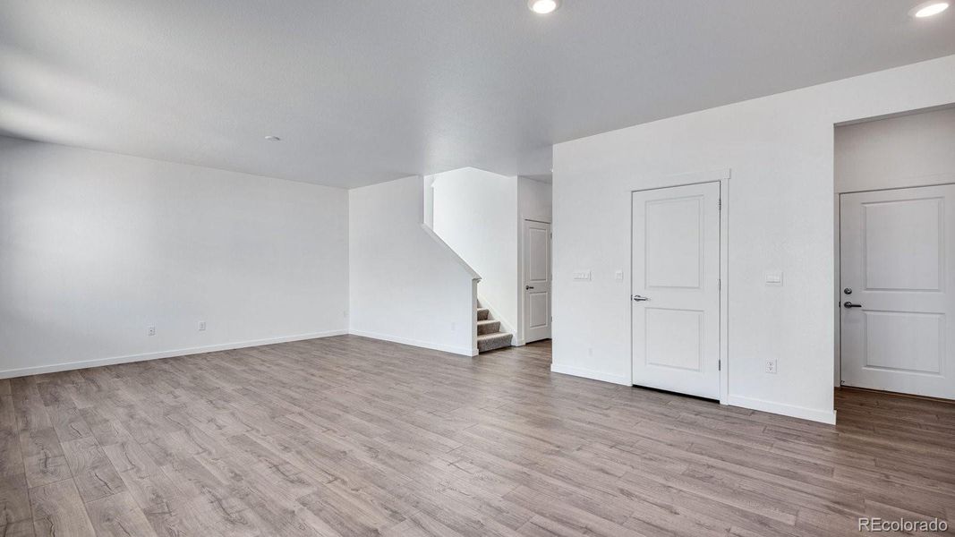 Spacious, unfurnished interior of a new home in Sky Ranch, Watkins (Image 20).