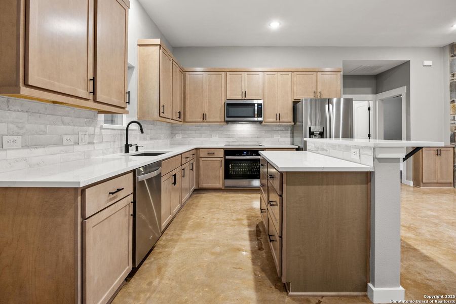 Furnished interior view inside a new home in , Canyon Lake (Image 7).
