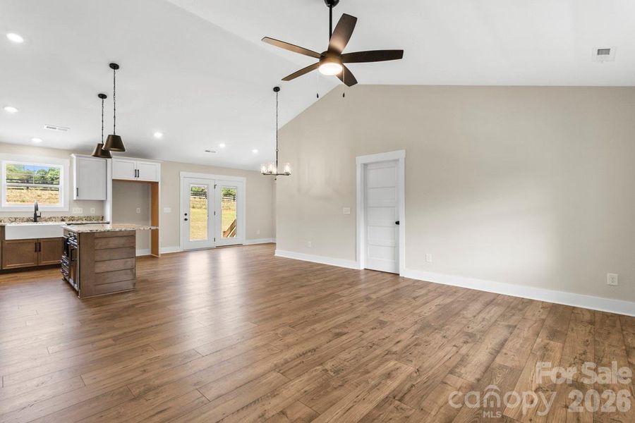 Spacious, unfurnished interior of a new home in , Lincolnton (Image 16).