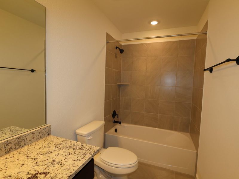 Furnished interior view inside a new home in Edgewood, Leander (Image 10).