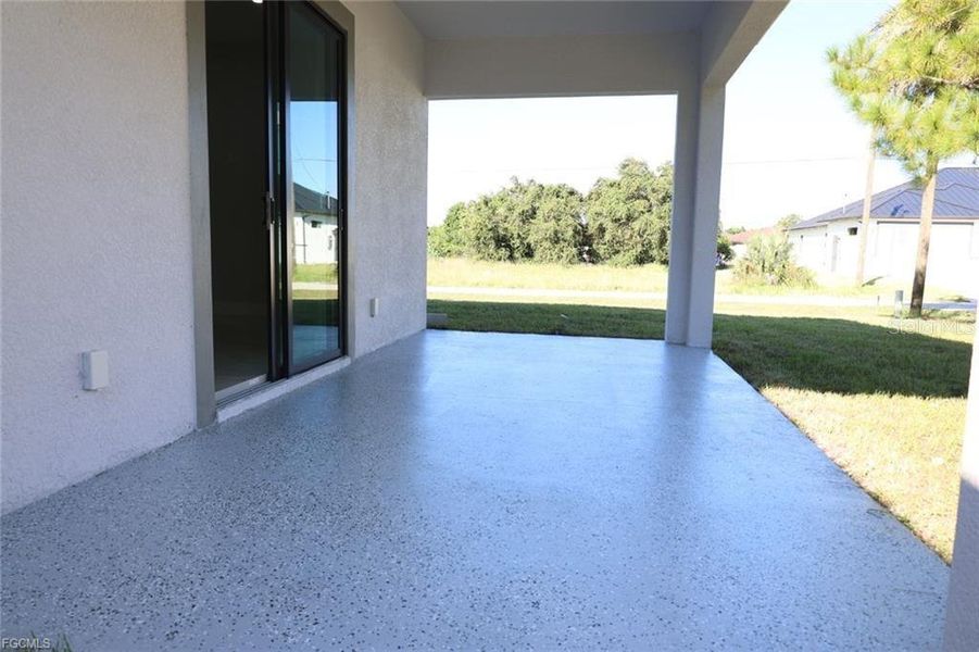 Exterior details and patio area of a home in , Lehigh Acres (Image 3).