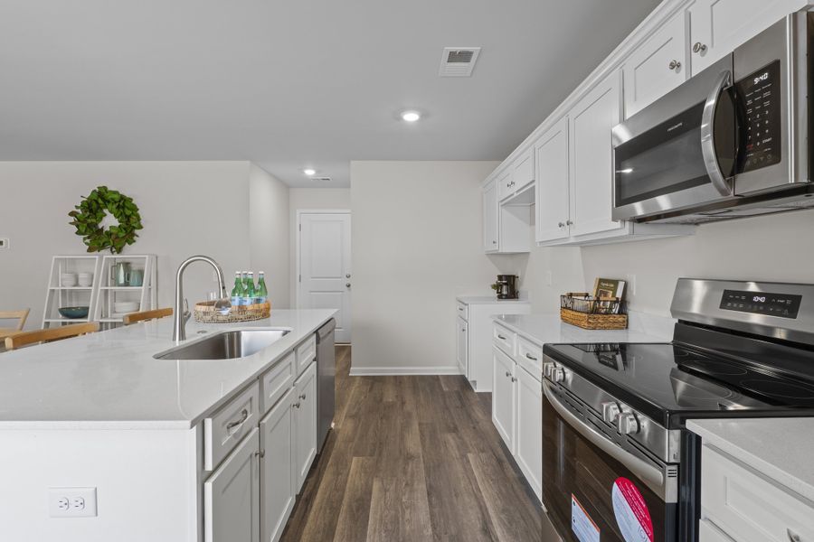 Furnished interior view inside a new home in Canary Woods, Hopkins (Image 11).