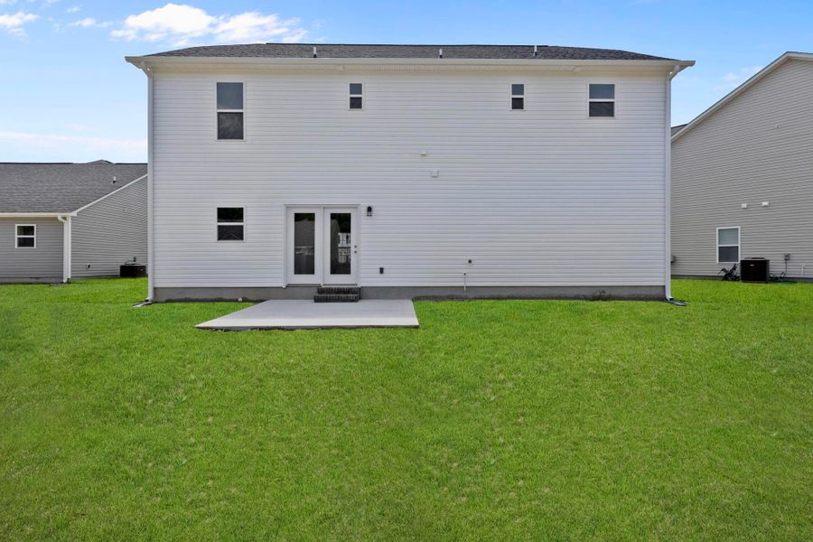 Representative exterior details of a home built from the Tyler A by JC Jackson Homes,LLC in Heritage Pointe, Newport (Image 4).