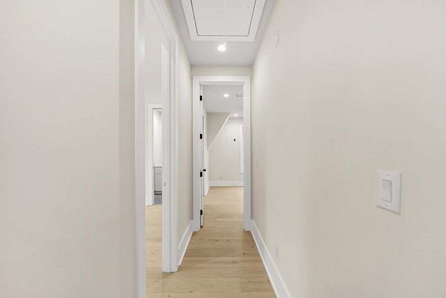 Spacious, unfurnished interior of a new home in , Atlanta (Image 28).