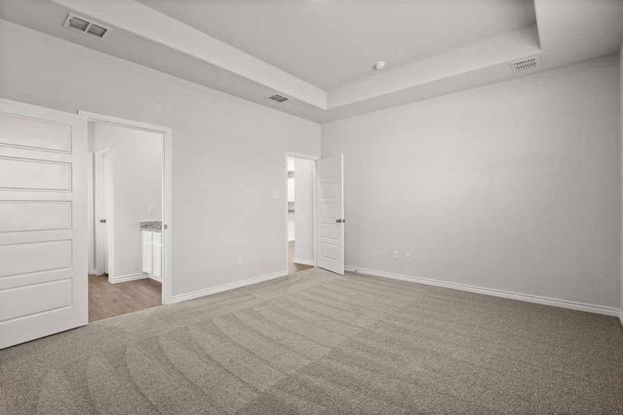 Spacious, unfurnished interior of a new home in Sycamore Landing, Fort Worth (Image 14). Spacious, unfurnished interior of a new home in Sycamore Landing, Fort Worth (Image 14).
