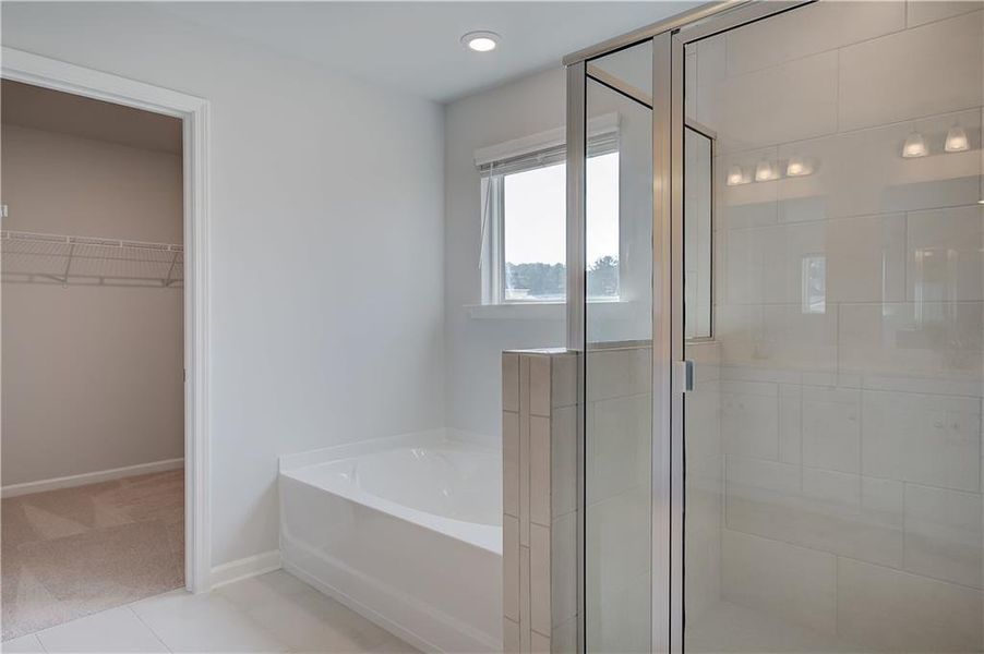 Furnished interior view inside a new home in Hamilton Lakes, Lawrenceville (Image 6).