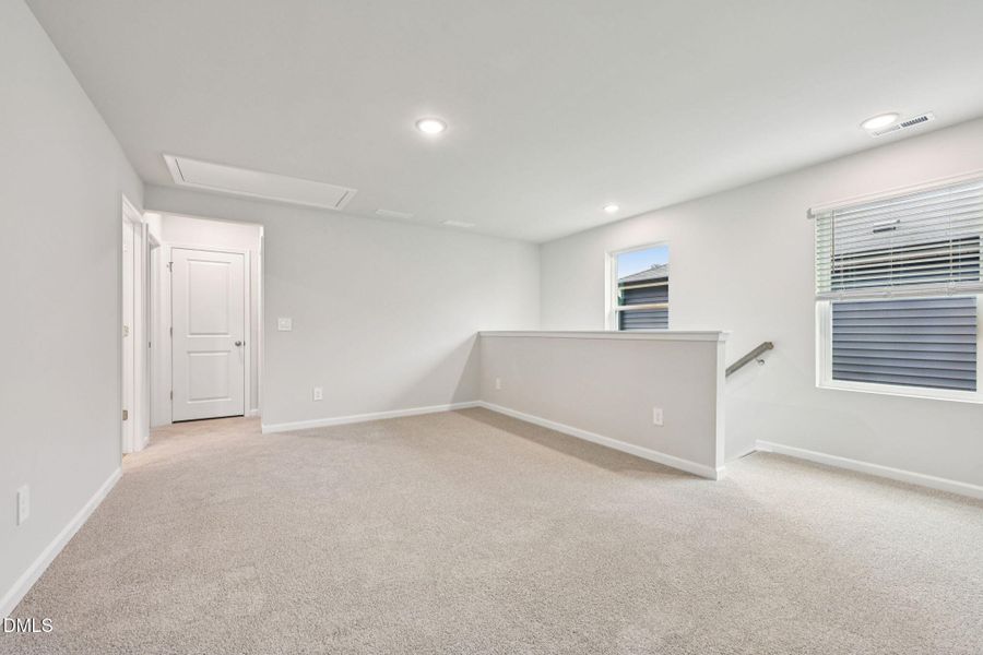 16-web-or-mls-Raleigh - Oak Manor - 617