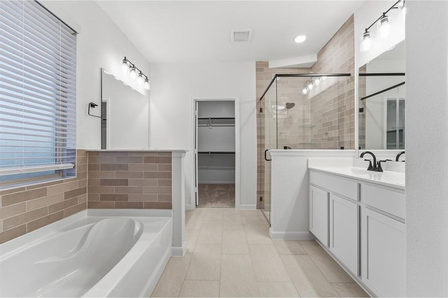 Furnished interior view inside a new home in Green Meadows, Celina (Image 5).