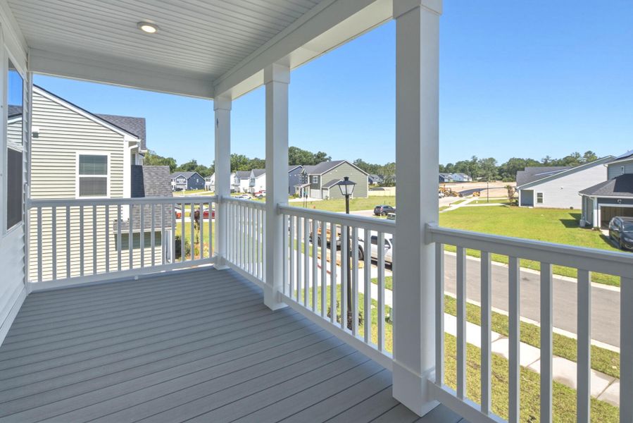 Exterior details and patio area of a home in The Oaks, Goose Creek (Image 25).