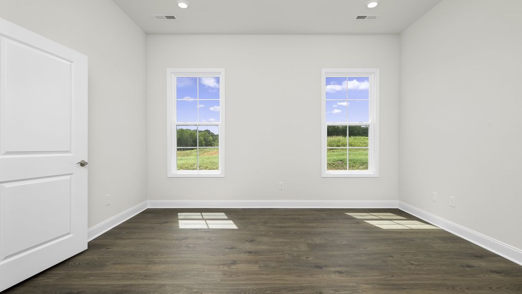 Spacious, unfurnished interior of a new home in The Villas at Kinsley, Jamestown (Image 15).