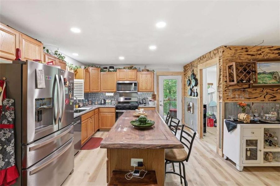 Furnished interior view inside a new home in , Cleveland (Image 33).