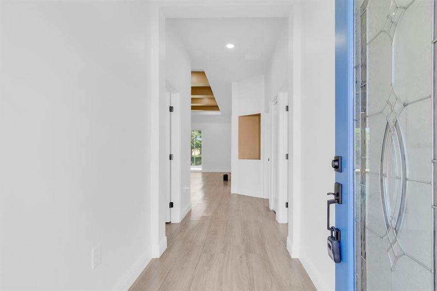 Spacious, unfurnished interior of a new home in , Haines City (Image 20).