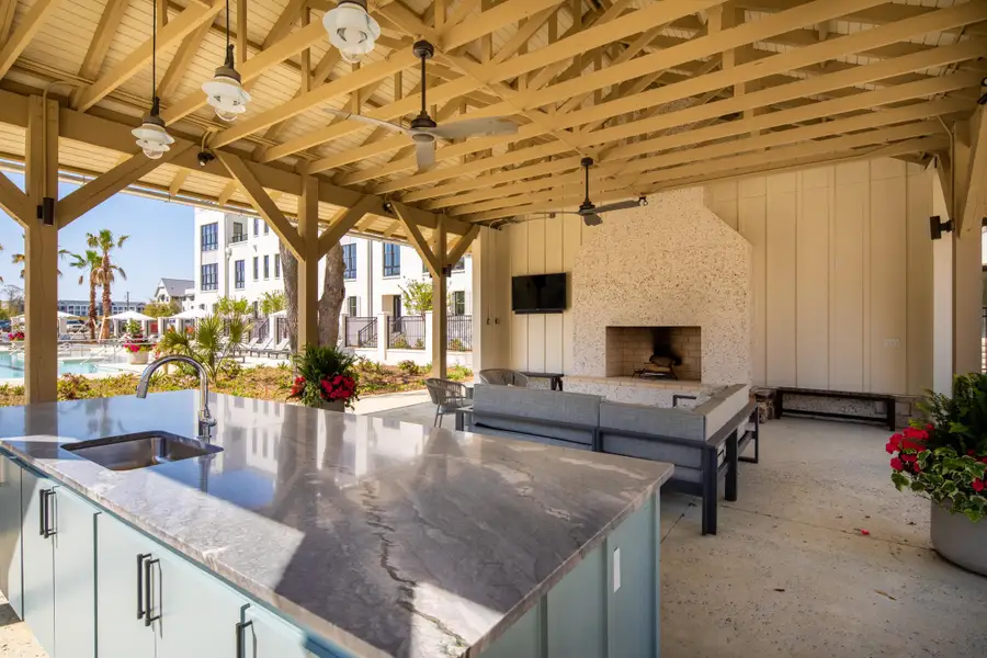 Community amenities in , Charleston (Image 26).