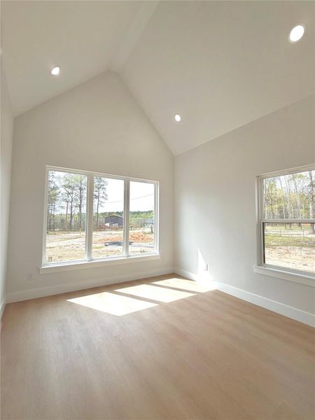 Spacious, unfurnished interior of a new home in , Coldspring (Image 23).