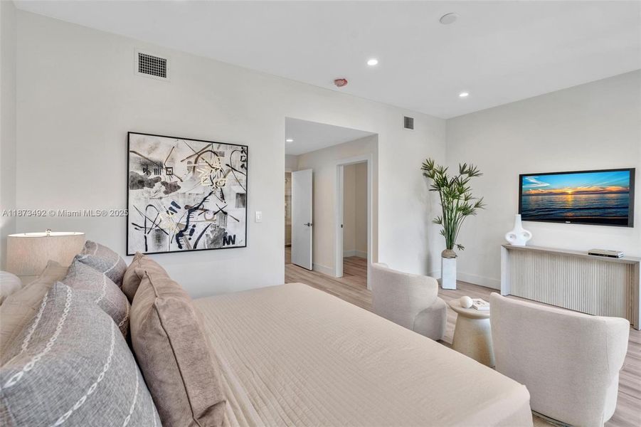 Furnished interior view inside a new home in , Miami (Image 30). Furnished interior view inside a new home in , Miami (Image 30).