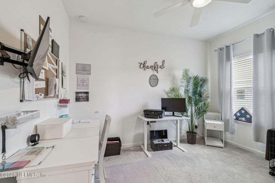 Furnished interior view inside a new home in Amelia Walk, Fernandina Beach (Image 32).