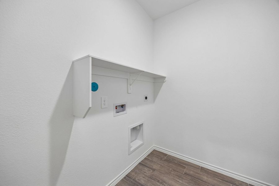 Spacious, unfurnished interior of a new home in Montgomery Bend, Montgomery (Image 26).