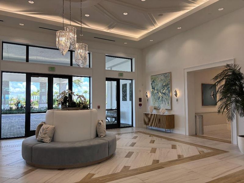 Valencia Walk Amenities