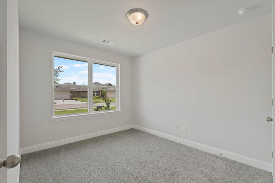 Spacious, unfurnished interior of a new home in Grand Oaks Reserve, Cleveland (Image 14). Spacious, unfurnished interior of a new home in Grand Oaks Reserve, Cleveland (Image 14).