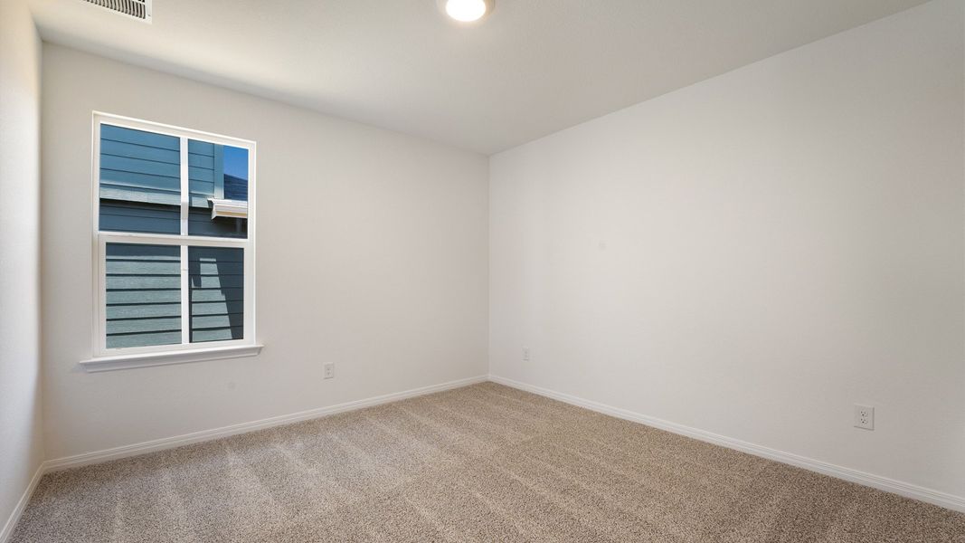 Spacious, unfurnished interior of a new home in Southgrove, Kyle (Image 16).