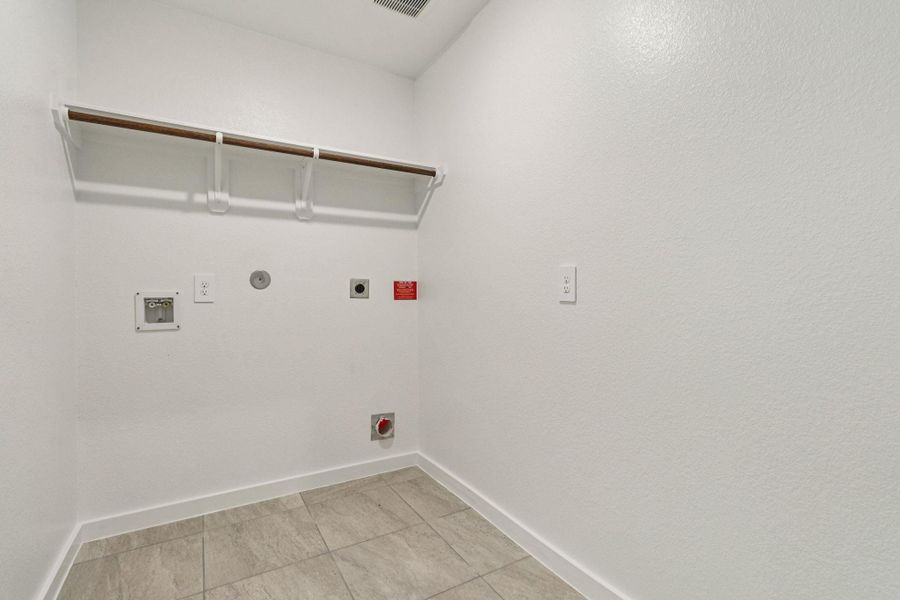 Spacious, unfurnished interior of a new home in Landing Meadows - Traditional Series, New Caney (Image 25). Spacious, unfurnished interior of a new home in Landing Meadows - Traditional Series, New Caney (Image 25).