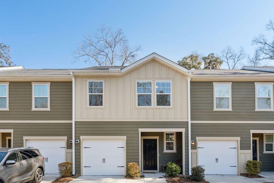 Front exterior of a new home in , North Charleston, SC, highlighting curb appeal (Image 1). Front exterior of a new home in , North Charleston, SC, highlighting curb appeal (Image 1).