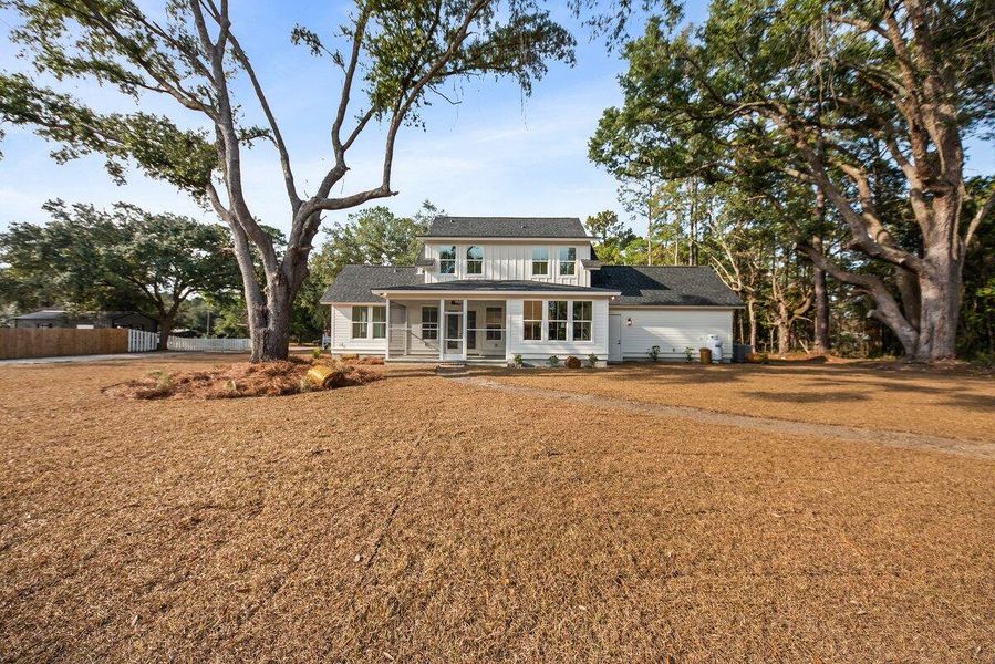 Exterior details and patio area of a home in , Awendaw (Image 22).