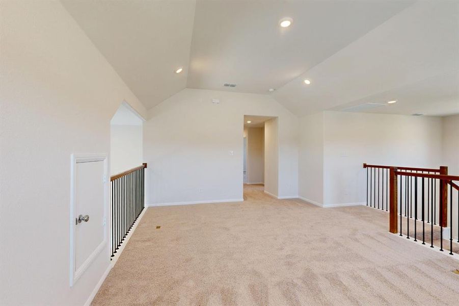 Spacious, unfurnished interior of a new home in Kings Way, Denton (Image 22).