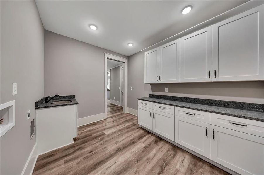 Furnished interior view inside a new home in , Jasper (Image 29).