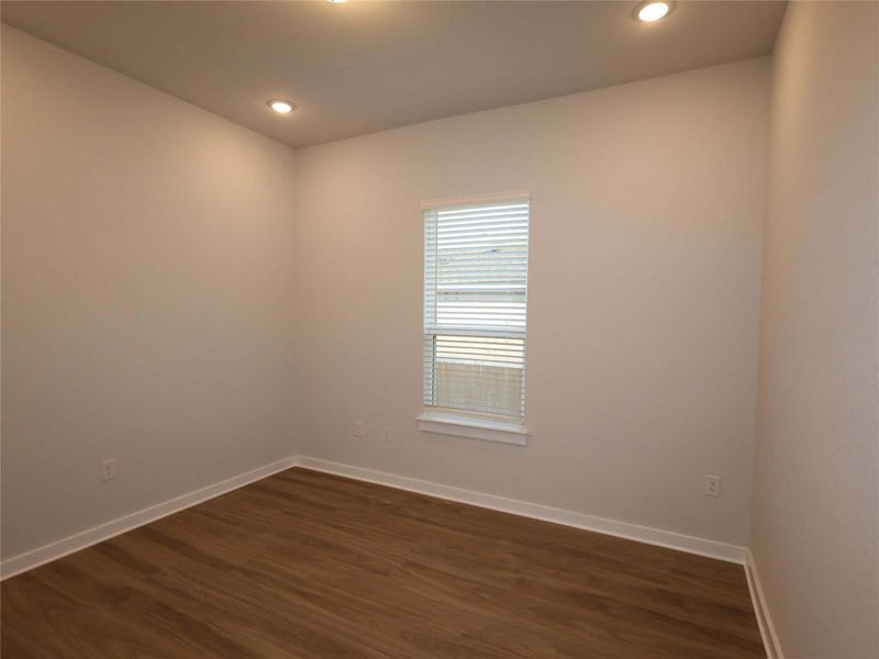 Spacious, unfurnished interior of a new home in Cedar Brook, Leander (Image 23).