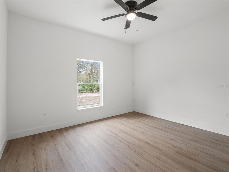 Spacious, unfurnished interior of a new home in , Ocklawaha (Image 27).