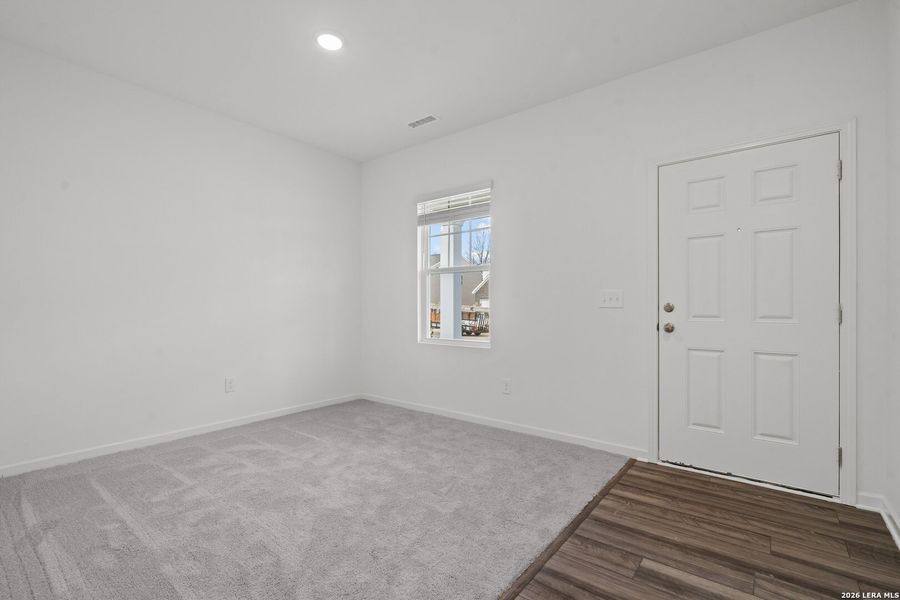 Spacious, unfurnished interior of a new home in Hennersby Hollow, San Antonio (Image 19). Spacious, unfurnished interior of a new home in Hennersby Hollow, San Antonio (Image 19).