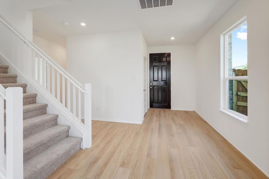 Spacious, unfurnished interior of a new home in Salerno - Heritage Collection, Round Rock (Image 25).