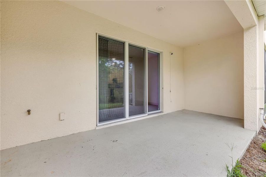 Exterior details and patio area of a home in , Daytona Beach (Image 26). Exterior details and patio area of a home in , Daytona Beach (Image 26).
