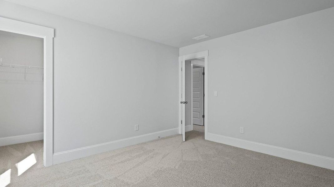 Spacious, unfurnished interior of a new home in Sheep Island, Summerville (Image 16). Spacious, unfurnished interior of a new home in Sheep Island, Summerville (Image 16).